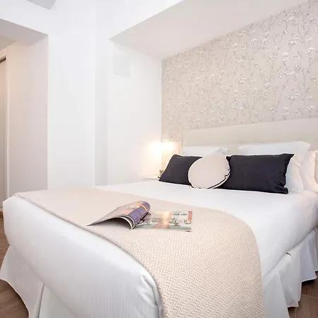 Genteel Home Pajaritos 17 Sevilla Exterior foto
