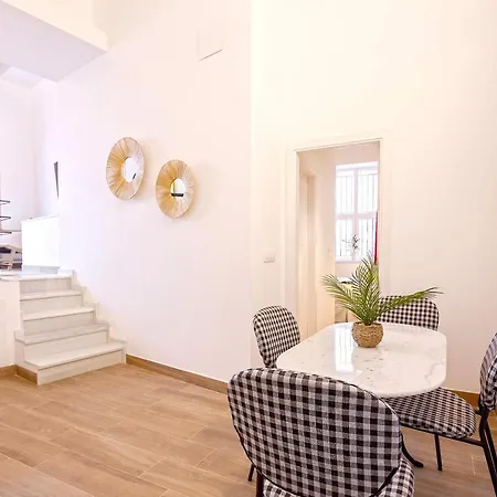 Genteel Home Pajaritos 17 Sevilla Exterior foto